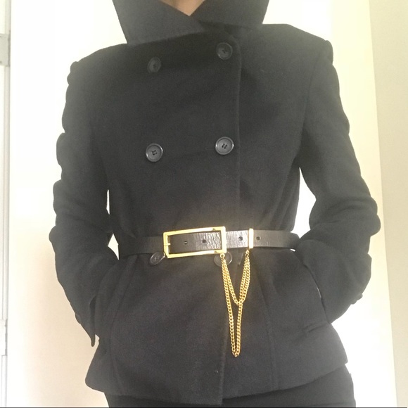 Designer Wool coat with high collar - Picture 3 of 16